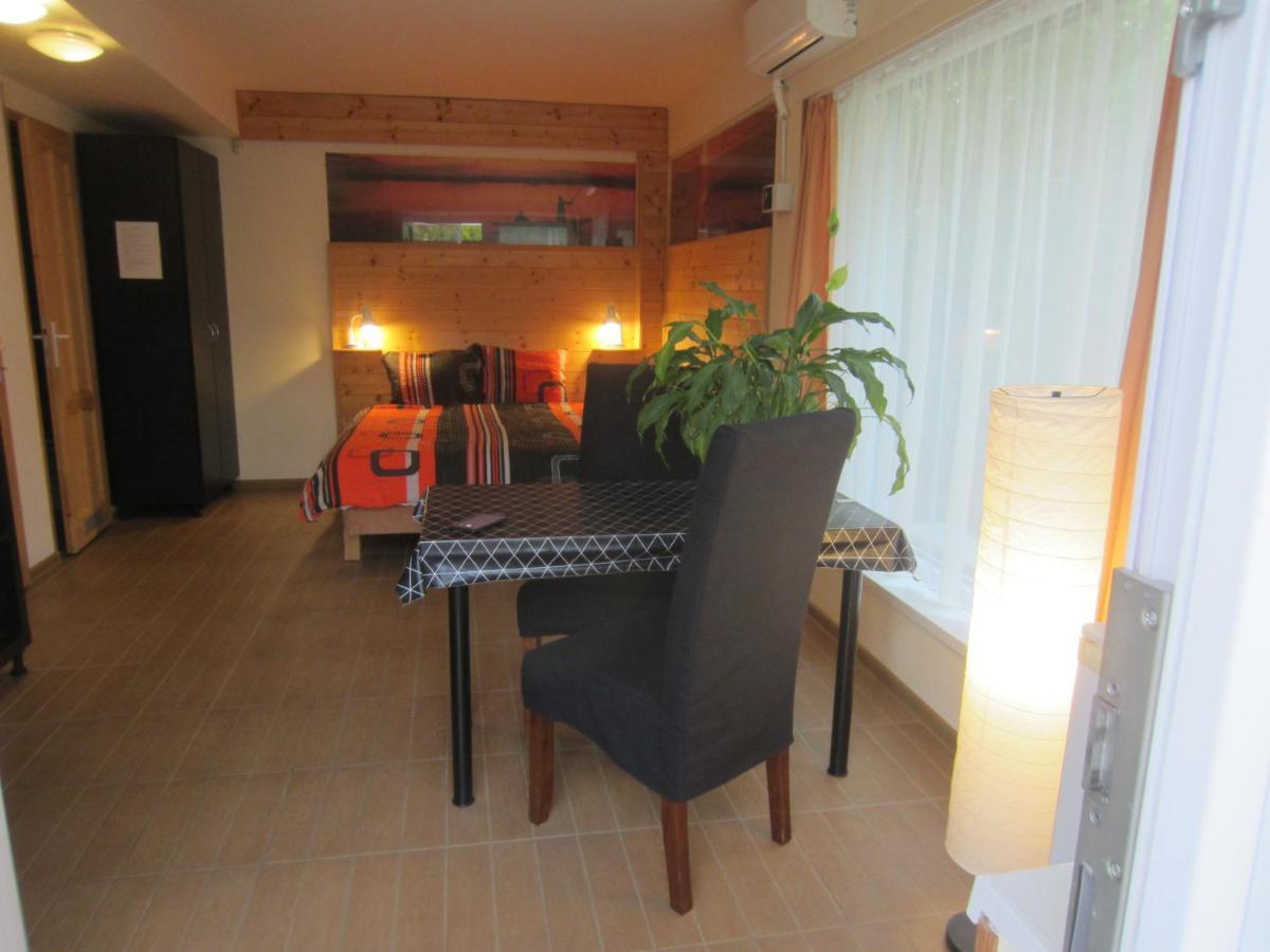 Elso Fecske Apartmanok Шиофок Экстерьер фото