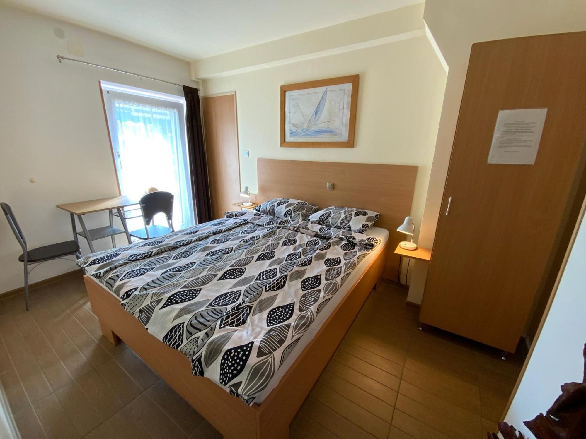 Elso Fecske Apartmanok Шиофок Экстерьер фото
